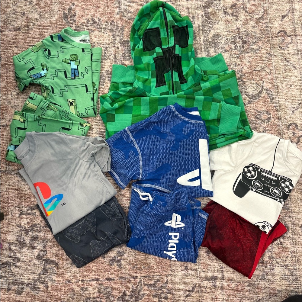 🎮 Boys Gamer Clothing Bundle | PlayStation & Minecraft | Size 6–7 | 6 Pieces